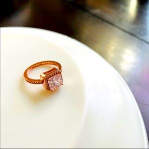 ✨Henri Bendel Halo Ring